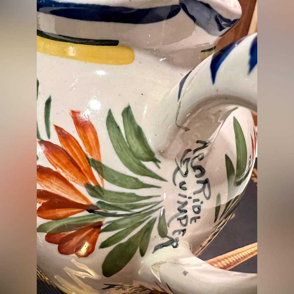 Henriot Quimper French Faience Pitcher Hand-Painted France 1986 Vintage - Picture 8 of 10